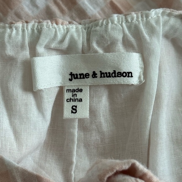 June & Hudson Pink and White Puff Sleeve Mini Dress - Picture 4 of 4